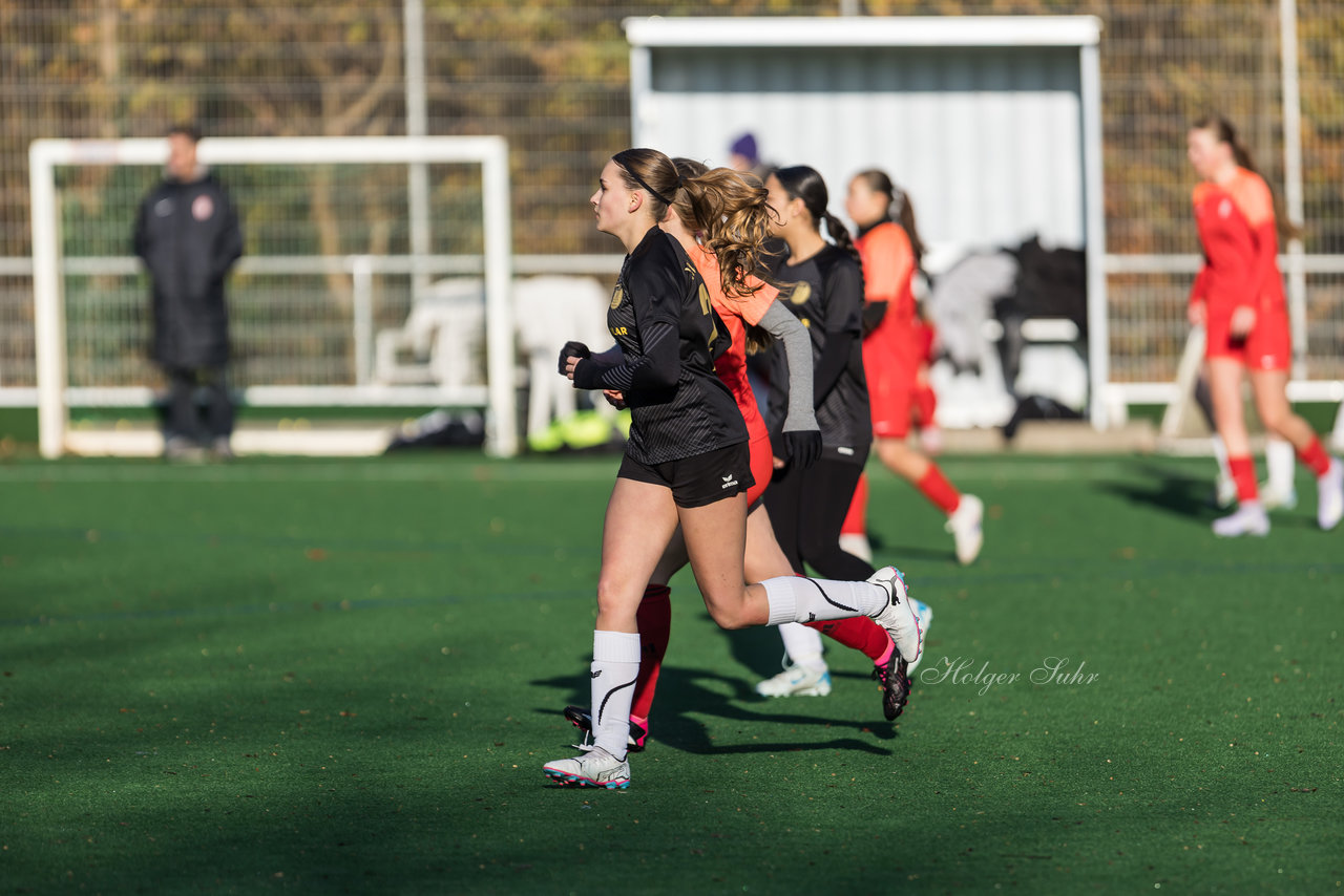 Bild 368 - wBJ VfL Pinneberg2 - Eimsbuttler TV 3 : Ergebnis: 5:0